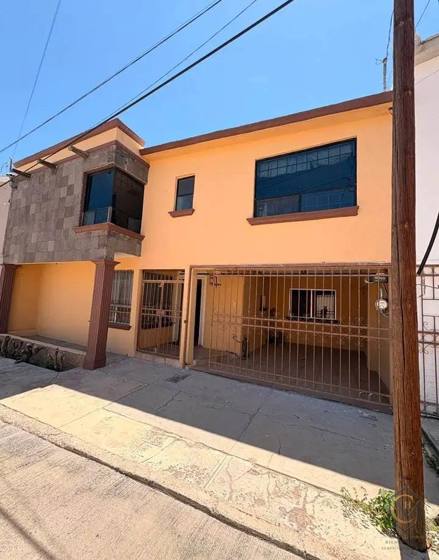 Foto 1 – Casa en Col. San Rafael (#10)