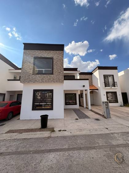 Foto 1 – Casa en Col. Lomas del León (#52)