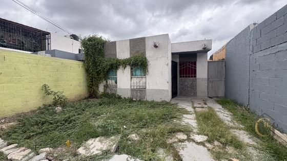 Foto 1 – Casa en Col. Quintas Carolinas (#68)